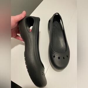 Women's Black Slip-On Shoes